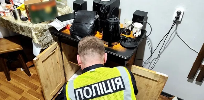 Лучани постачали наркотики в колонію на Рівненщині (фото)