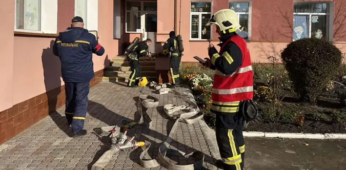 У Ковелі рятувальники евакуювали дитсадок: що сталося (фото)