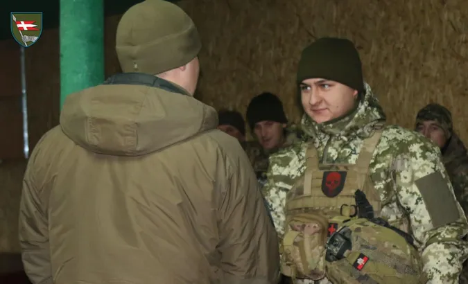 Командир 14-ї ОМБр відзначив побратимів нагородами (фото)
