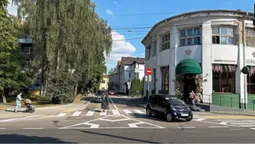 У Луцьку відновили рух вулицею Степана Бандери (фото)