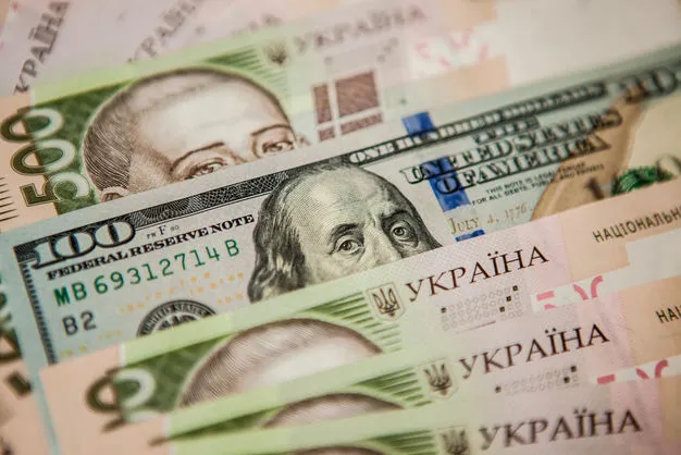 Чому зміцніла гривня і що з нею буде далі