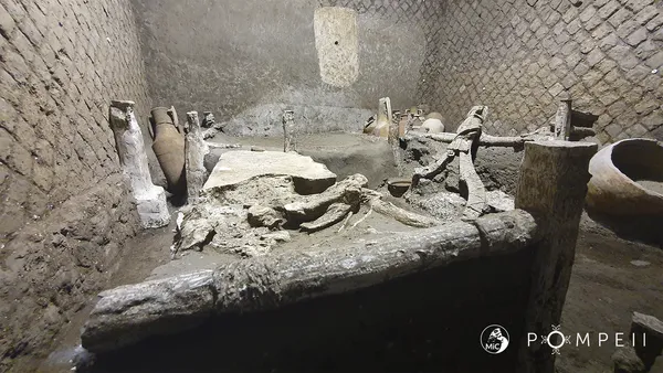 У Помпеях археологи розкопали кімнату рабів із предметами побуту (фото, відео)