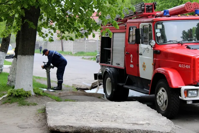 У гуртожитку луцького політеху «гасили пожежу» (фото)