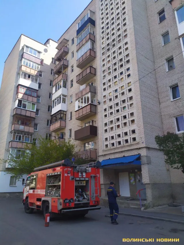 У Луцьку в квартирі на Соборності загорілася пральна машина (фото)