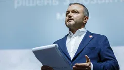 Рейтинг партії Покровського – стабільний (опитування, відео)