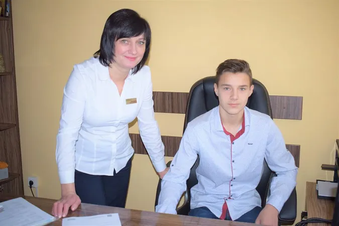 У луцькому ЦНАПі десятикласники стали адміністраторами (фото)