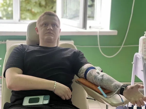Працівники «Газмережі» здали понад 7 літрів крові для поранених воїнів (фото)