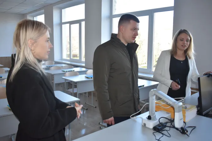 Тарас Шкітер відвідав заклади освіти у Володимирському районі (фото)