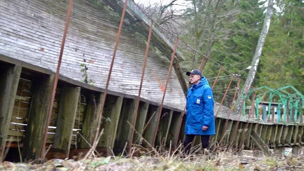 Анатолій Малищик на санній трасі. Фото: Суспільне Тернопіль