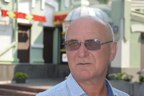 Vox populi. Коли ще не було смартфонів: лучани розповіли, як списували в школі (фото)