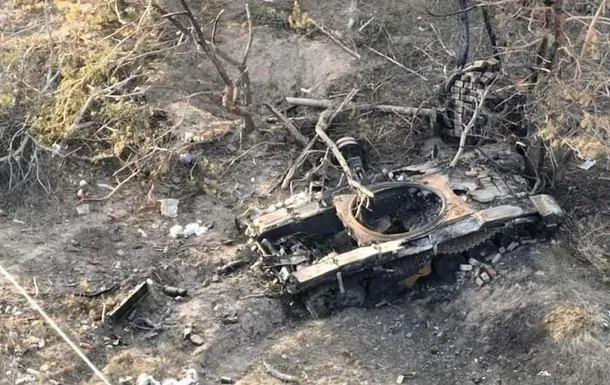 Близько 126 160 окупантів, 3197 танків і 2195 артсистем: втрати ворога на 29 січня