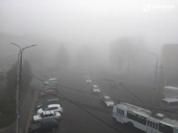 Луцьк «зник» у тумані (фото)