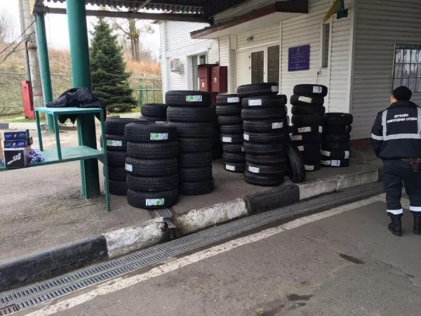 Через пункт пропуску «Устилуг» намагались перевезти чималу партію автозапчастин