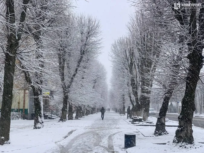 Весна у Луцьку: квітень порадував «лютою» погодою (фото)