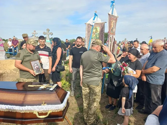 На Волині попрощалися із загиблим Героєм Іваном Михалевичем (фото)