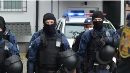 На Волині бійці ССО готуються захищати суди (фото)