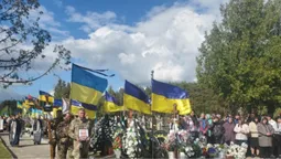 Батько трьох синів: на Волині попрощалися із воїном Миколою Кураном (фото)