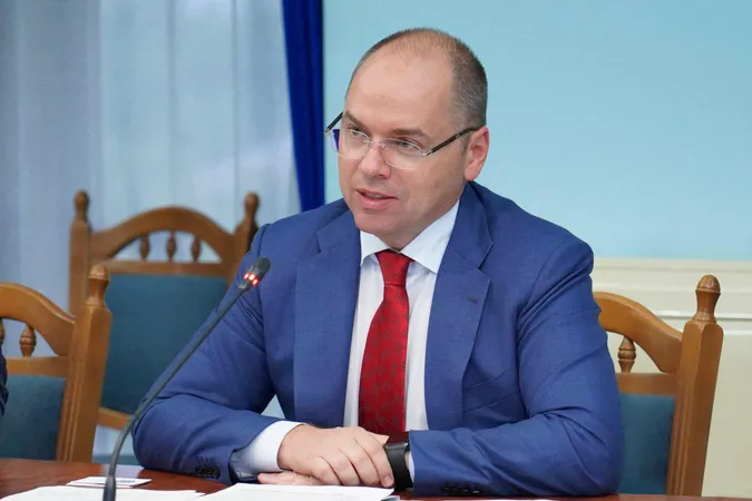 Понад 10 тисяч хворих українська медицина не витримає, –  Максим Степанов
