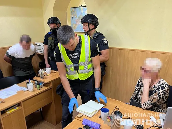 У Києві «волонтери» привласнювали зібрані на лікування дітей кошти (фото, відео)