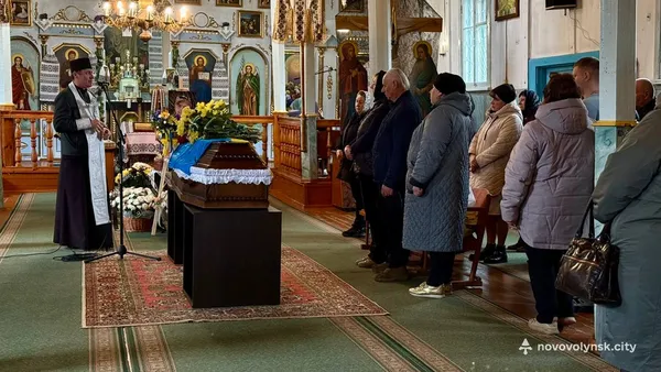 На Волині попрощалися із захисником Юрієм Березовським (фото)