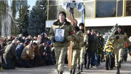 У Луцьку попрощалися із полеглим військовим (фото)