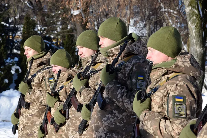 У Луцьку військовослужбовці Волинського прикордонного загону склали військову присягу (фото)