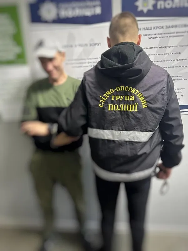 На Волині затримали двох чоловіків та жінку, які збували психотропи (фото)