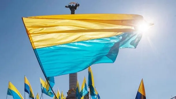 Українці найбільше довіряють Вакарчуку і Гриценку, – дослідження 