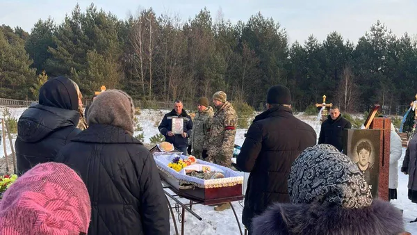 Не витримало серце: у Колках провели в останню дорогу воїна Віталія Трушевського (фото)