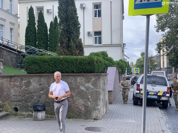 У Луцьку повідомили про замінування міської ради – усіх евакуювали (фото)