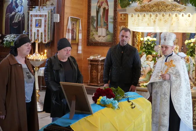У Володимирі в останню путь провели загиблого воїна (фото)