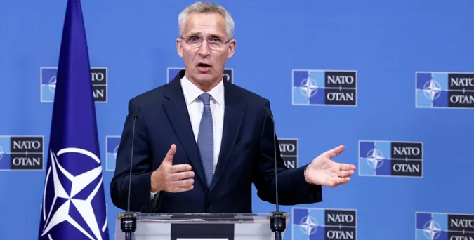 Україна має бити по Росії, щоб захищатися, – Генсек НАТО