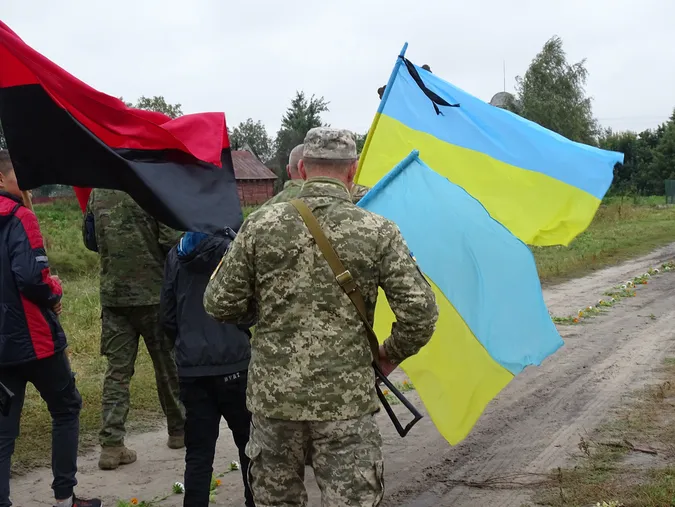 Волинське село стало на коліна перед Героєм (фото)