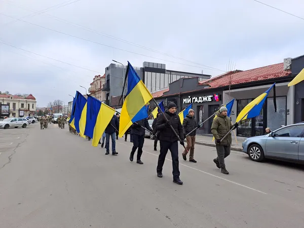 Загинули в один день: волиняни попрощались із Героями Миколою Бобром та Євгенієм Куколою (фото)