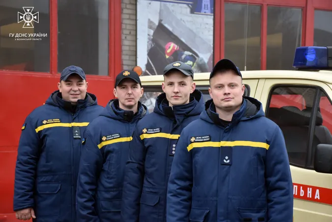 Волинські рятувальники вирушили на Чернігівщину (фото)