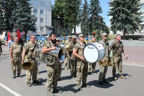 Загинув майже 2 роки тому: на Волині попрощалися з морпіхом Миколою Якубовичем (фото)