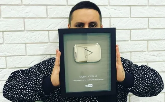 Дмитро Монатик отримав «Срібну кнопку YouTube» (відео)