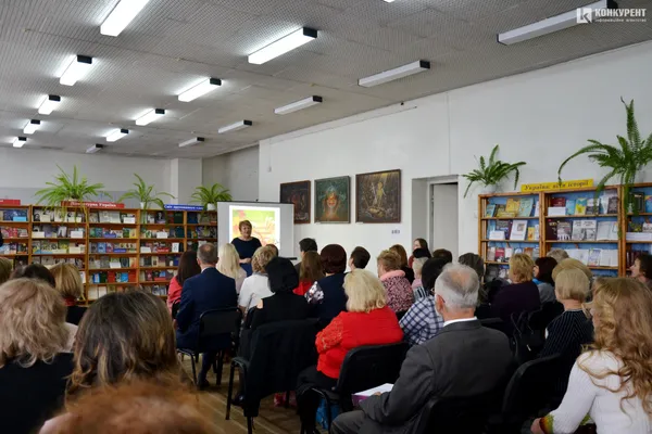 Покровському подякували за кошти на нові українські книги для луцьких бібліотек (фото)