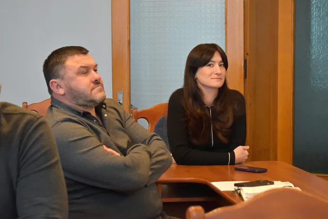 Заступник голови ОДА Тарас Шкітер зустрівся з головами громад Камінь-Каширщини (фото)