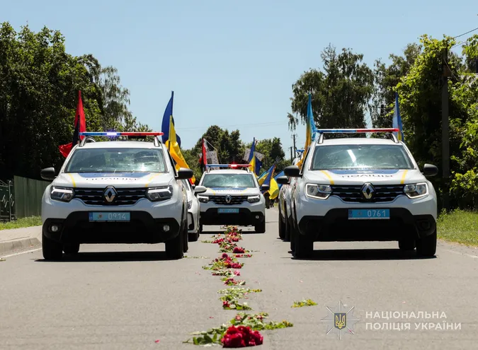 На Горохівщині попрощалися із поліціянтом Юрієм Кривошапкою (фото)