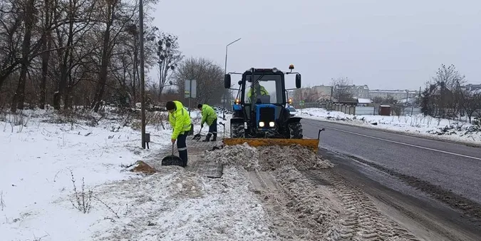 На Волині дорожники готуються до сильних снігопадів (фото, карта)