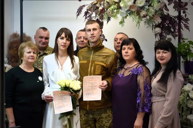 З фронту – під вінець: неймовірна історія закоханої пари з луцького ЦНАПу