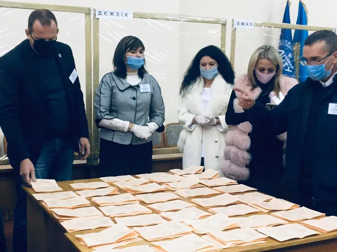 Як луцький «політех» проголосував на виборах ректора: результати (відео)