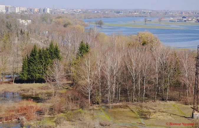 Луцький фотохудожник показав, як розлився весняний Стир