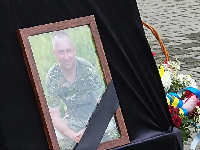 На Ковельщині попрощалися із загиблим воїном Михайлом Гарбузом (фото)