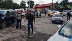 У Володимирі – автотроща на перехресті (фото, відео)