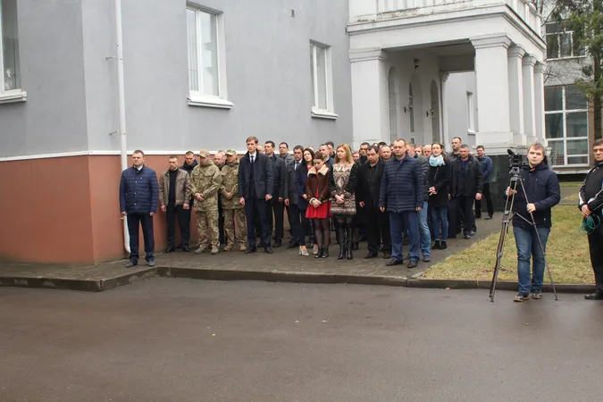 У Луцьку вшанували пам'ять загиблого в АТО капітана СБУ (фото)