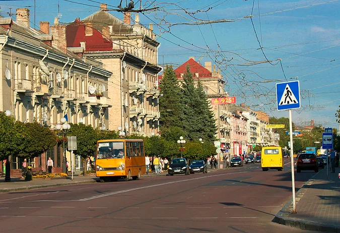 Реконструкція проспекту Волі у Луцьку: в чому складність?