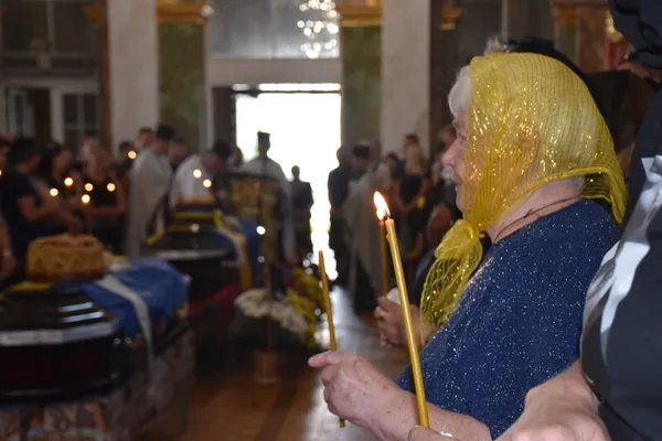 У Луцьку попрощалися із захисниками Вадимом Чвирем, Альбертом Свіцею та Павлом Корчуком (фото)