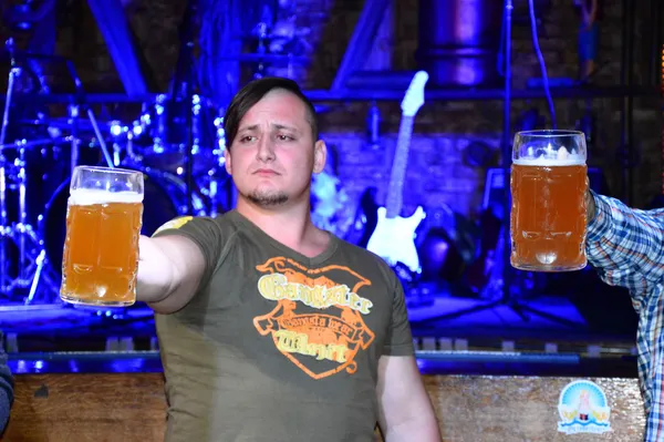 Нове пиво, «Жуліки» та конкурси: Octoberfest по-Карабасівськи